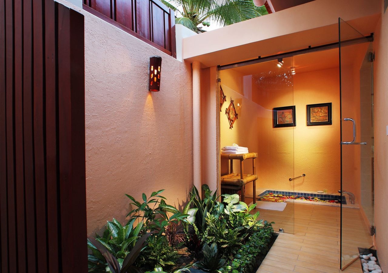 rooms-beachfront-villa-suite