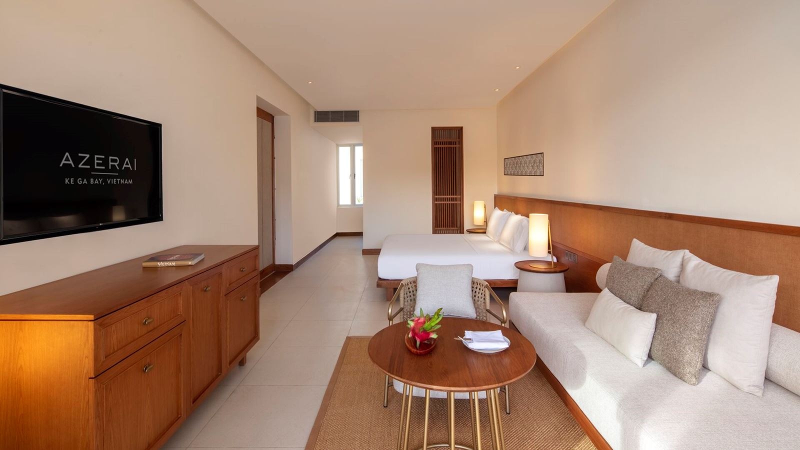 rooms-deluxe-suite-pool-view-no-extra-bed