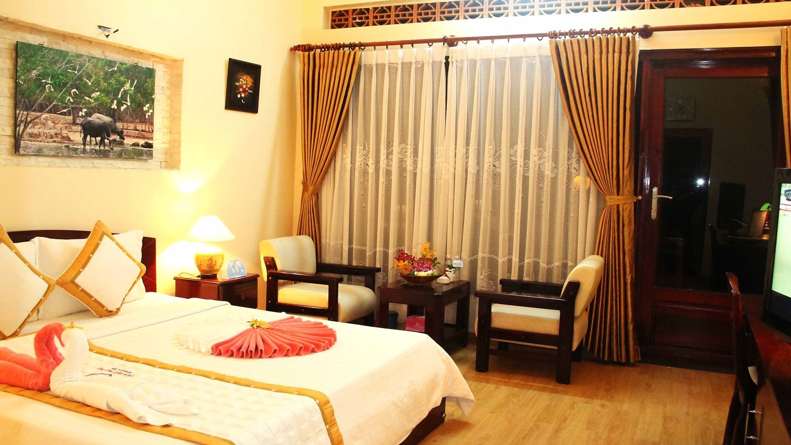 rooms-bungalow-ocean-view-at-sea-side-with-balcony-child-without-extra-bed