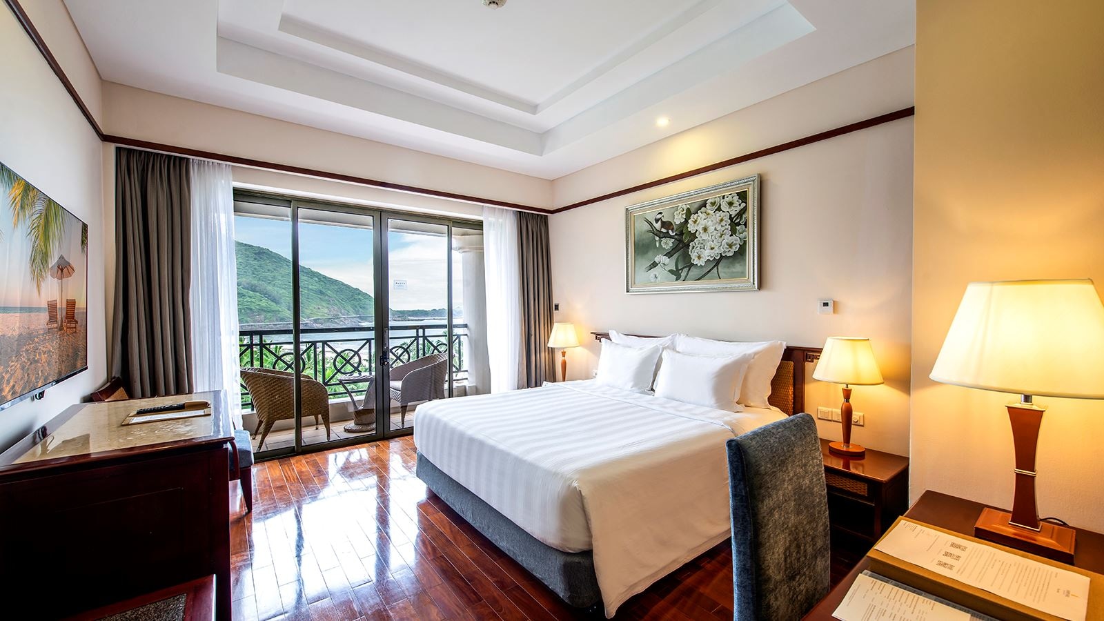 rooms-deluxe-ocean-view
