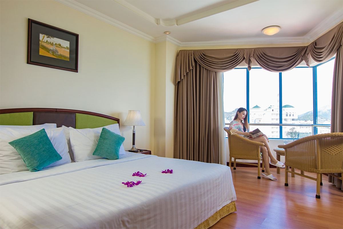 rooms-yasaka-suite-seaview