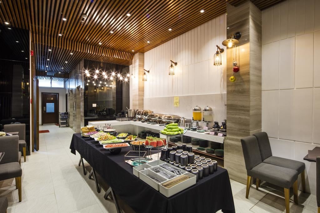 restaurants-maun-restaurant