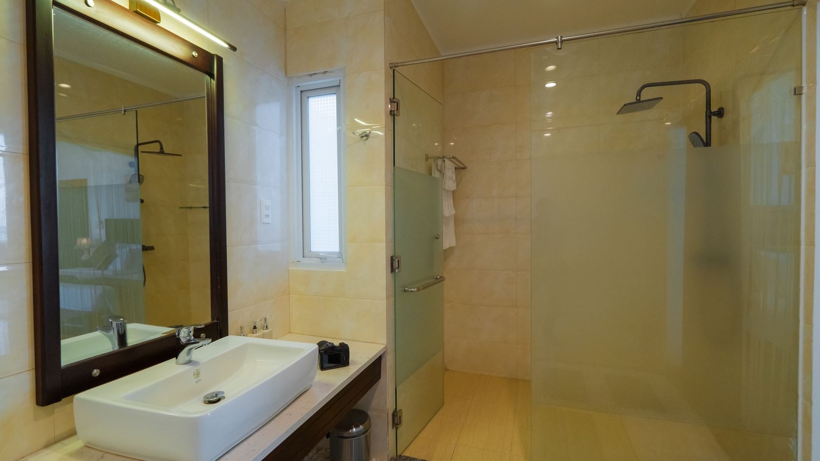 rooms-deluxe-garden-view-twin