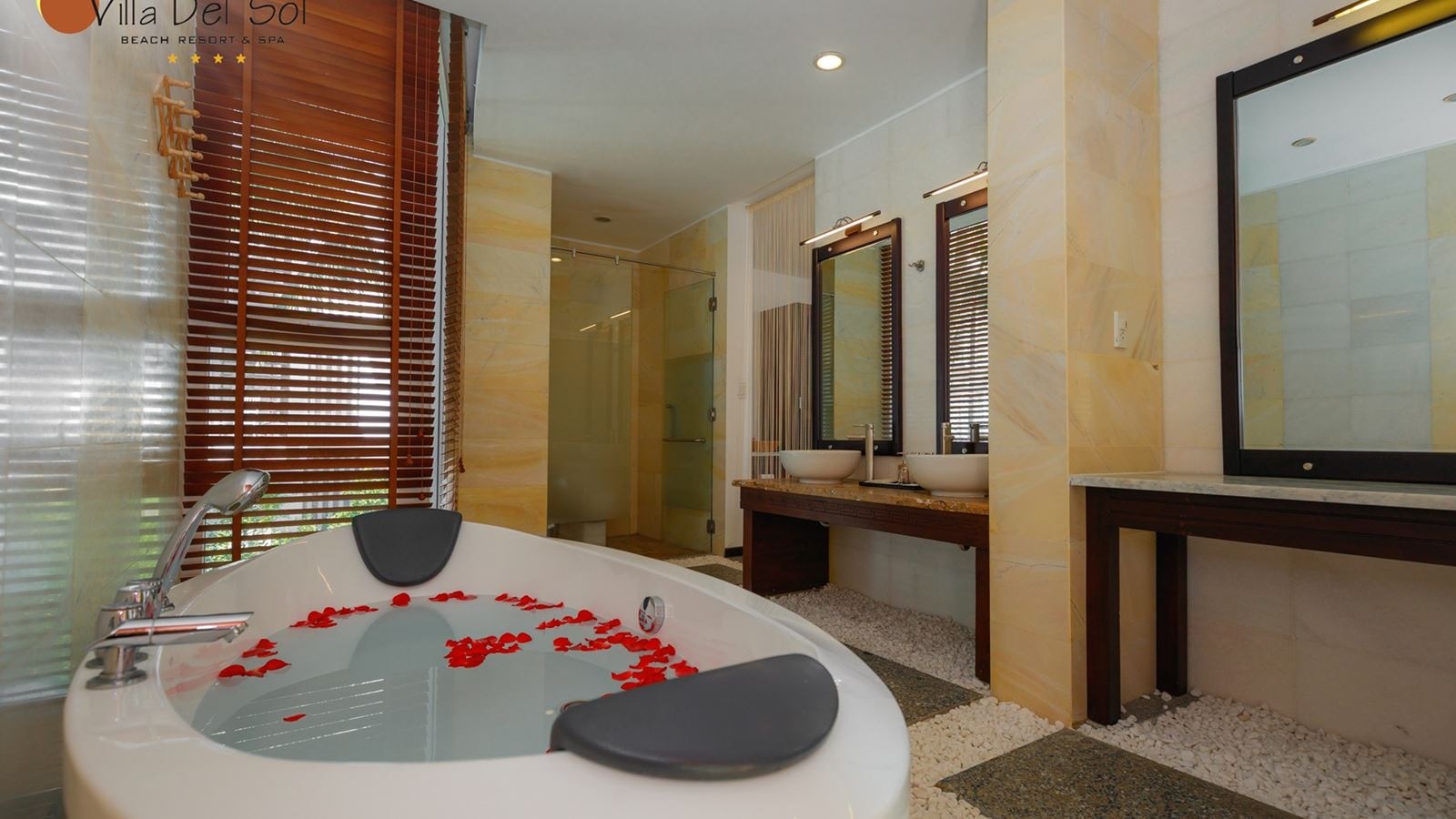 rooms-villa-garden-view-4-bedrooms