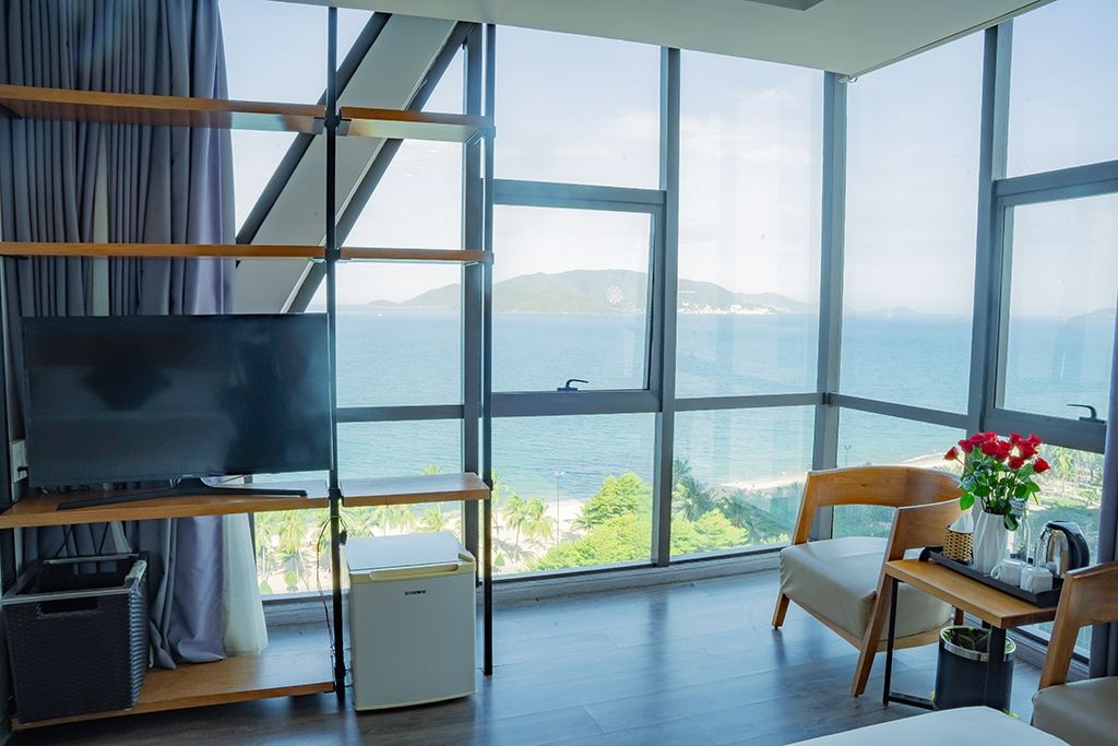 rooms-senior-deluxe-sea-view