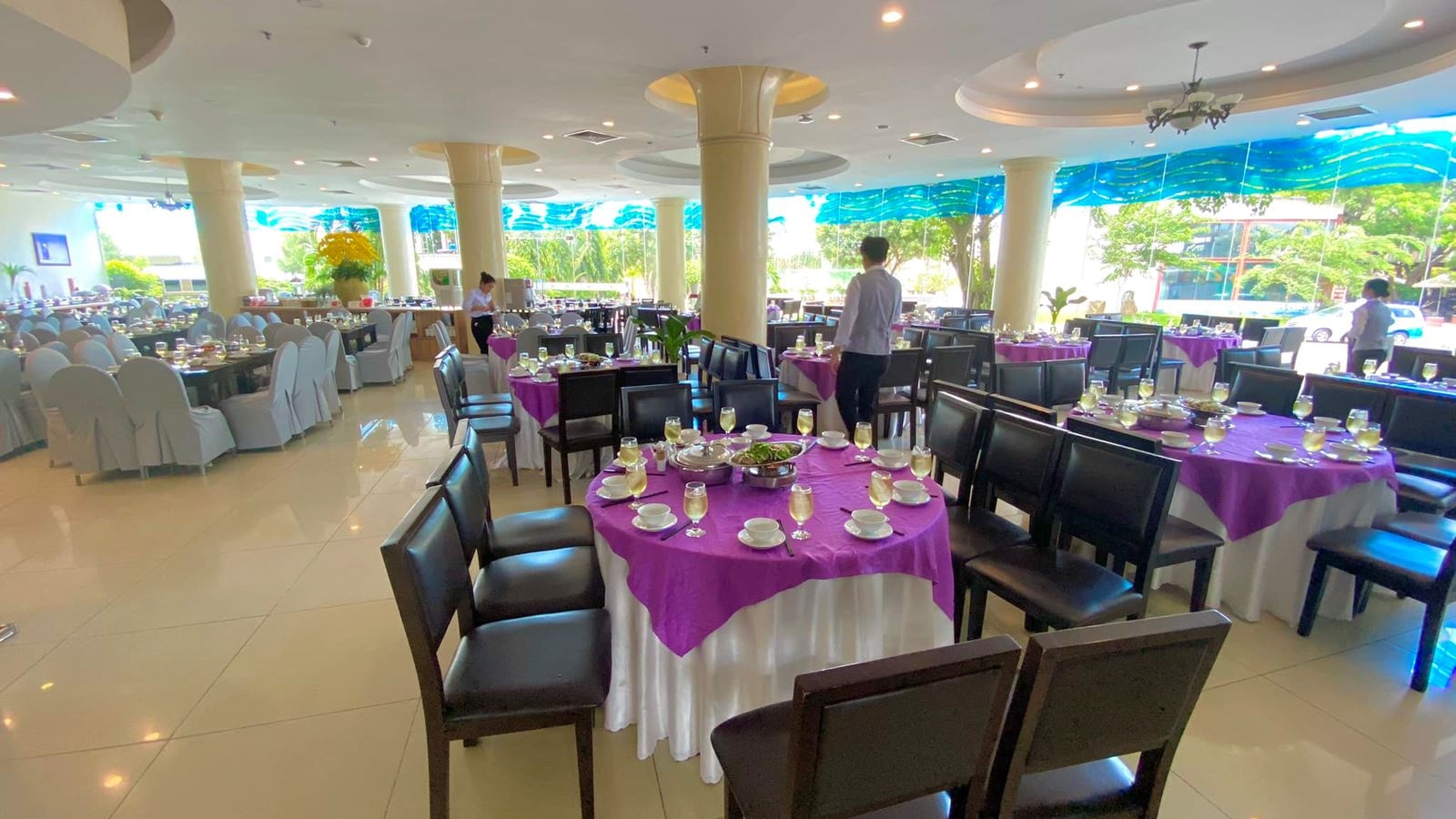 restaurants-restaurants