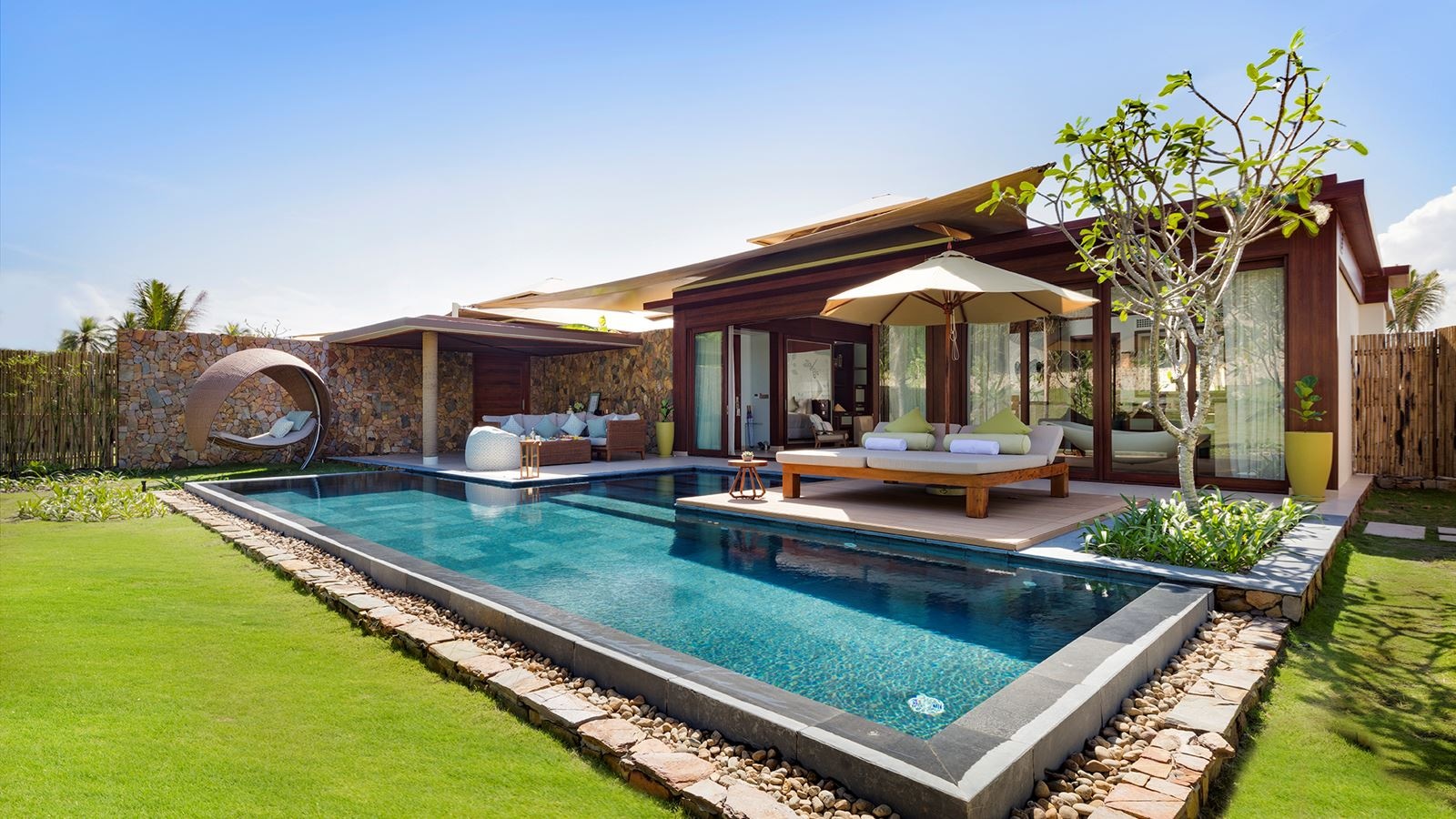 rooms-hideaway-deluxe-pool-villa