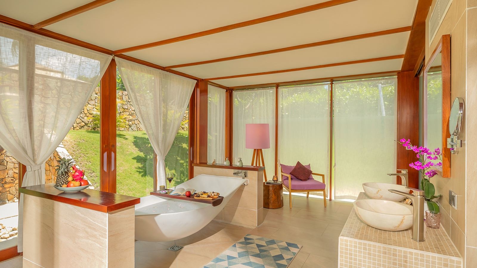 rooms-beachfront-pool-villa-child-without-extra-bed