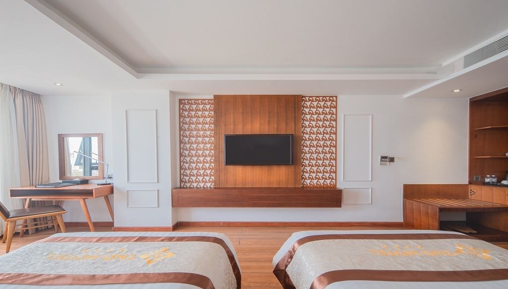 rooms-deluxe-cityview