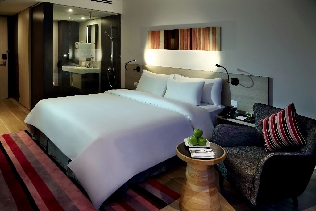 rooms-executive-room