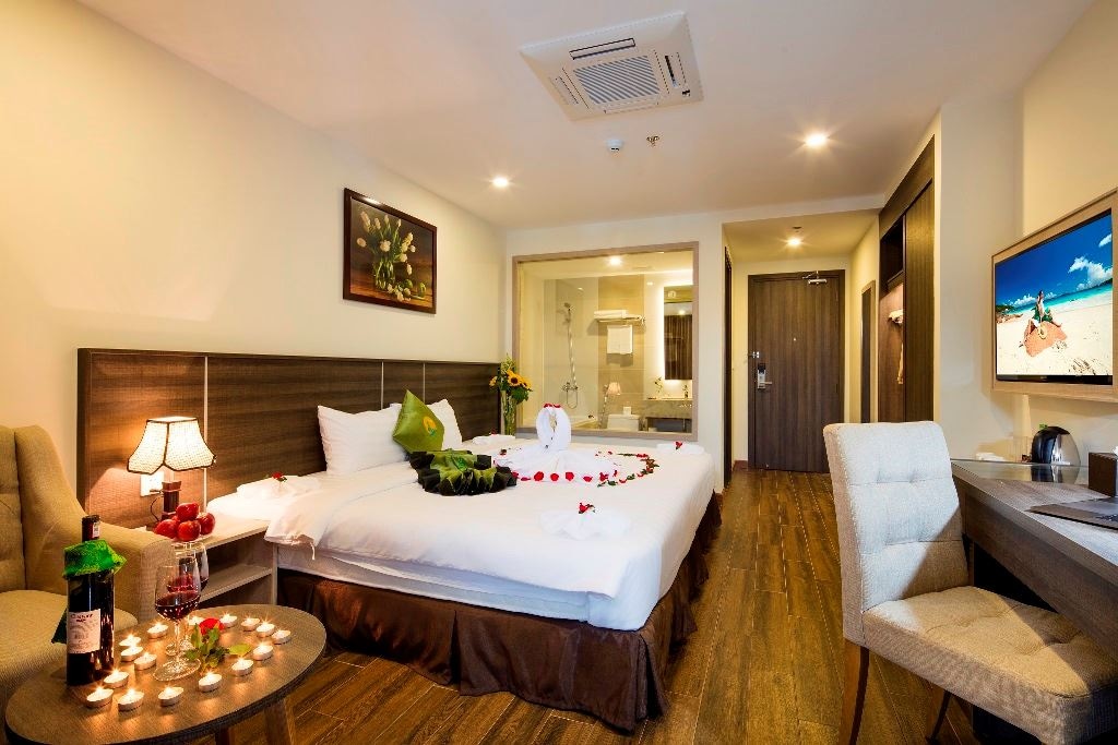 rooms-deluxe-with-balcony