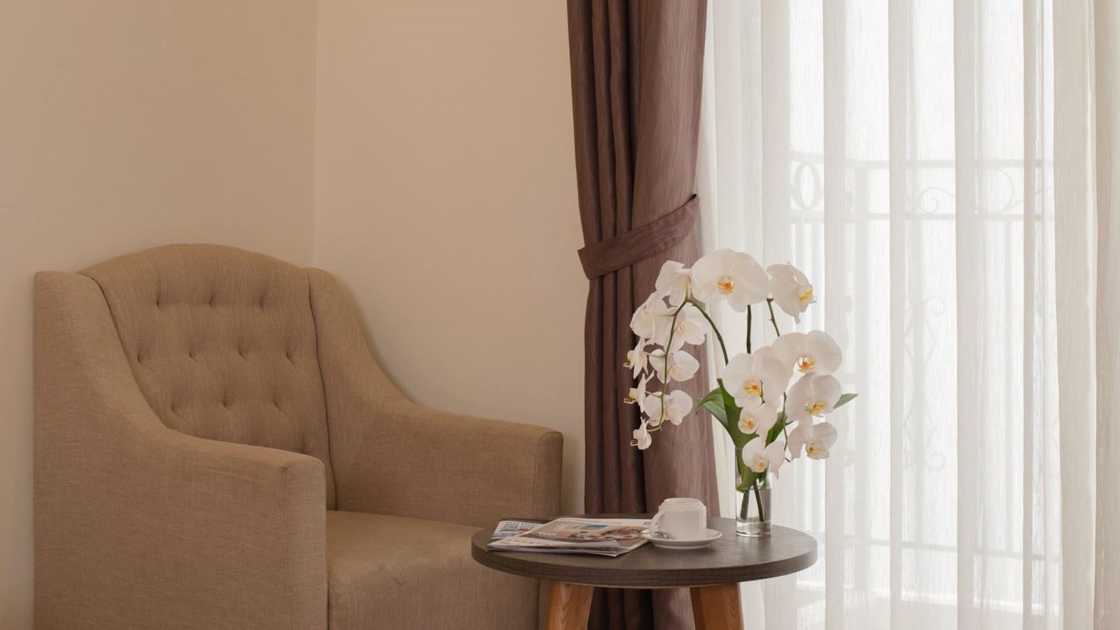 rooms-executive-triple-with-balcony