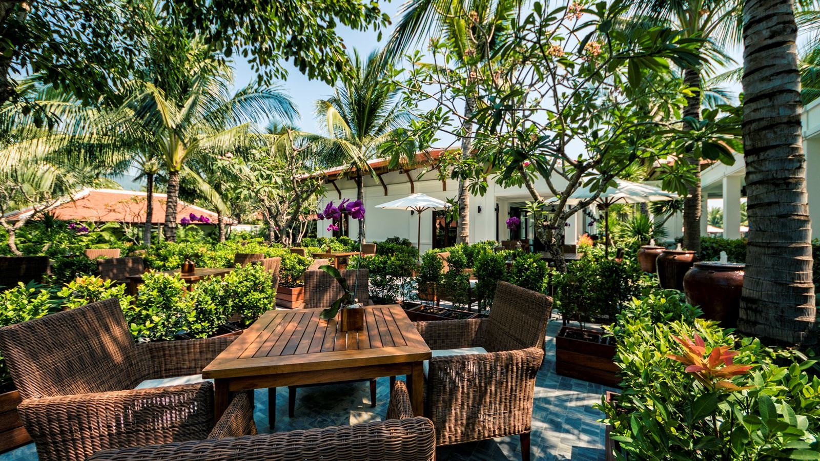 restaurants-colonial