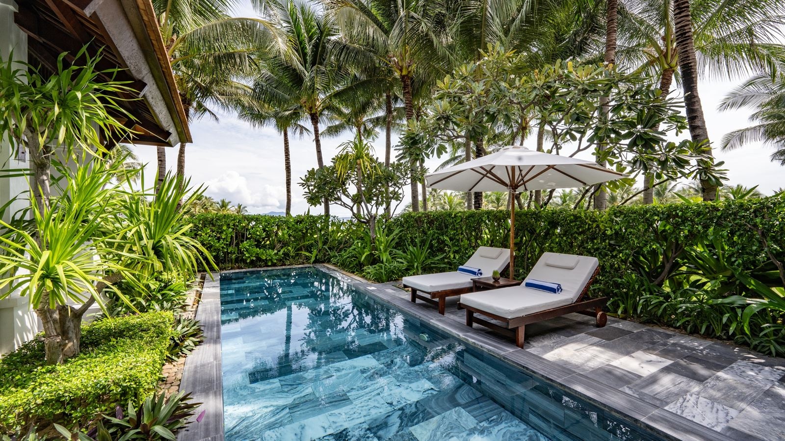 rooms-ocean-view-pool-villa-child-without-extra-bed