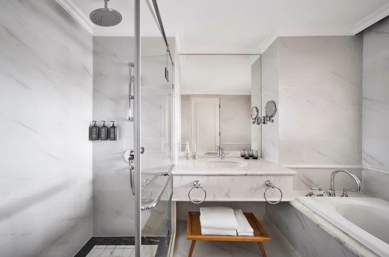 rooms-deluxe-garden-room