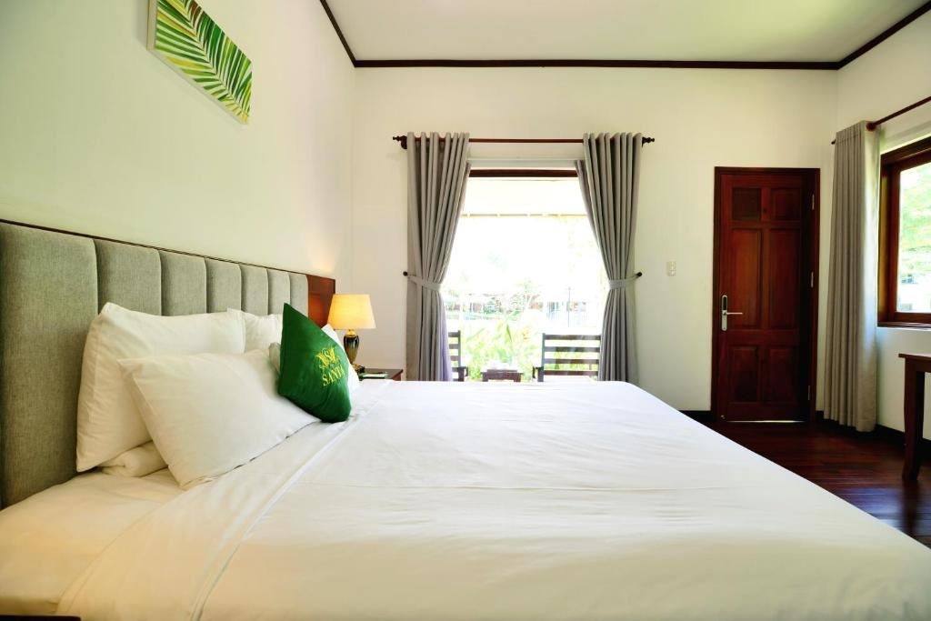 rooms-premium-pool-retreat-double-child-without-extra-bed-