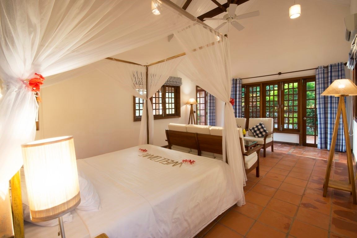 rooms-room-large-sea-view