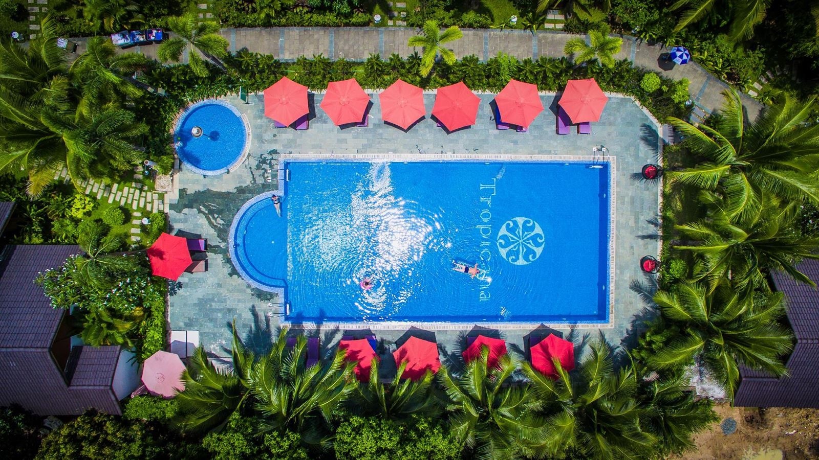 pools-outdoor-childrens-pool