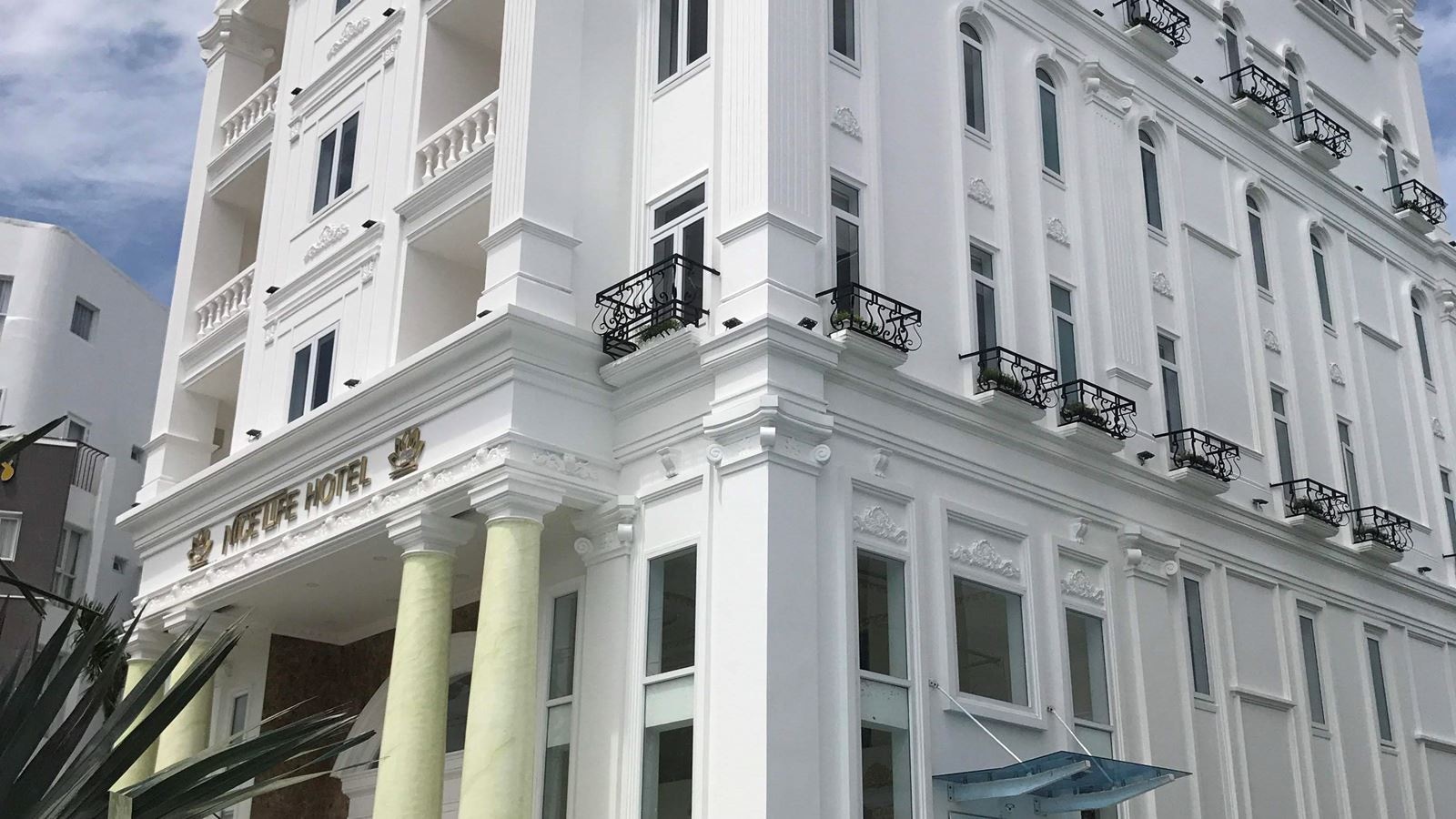 general-main-building