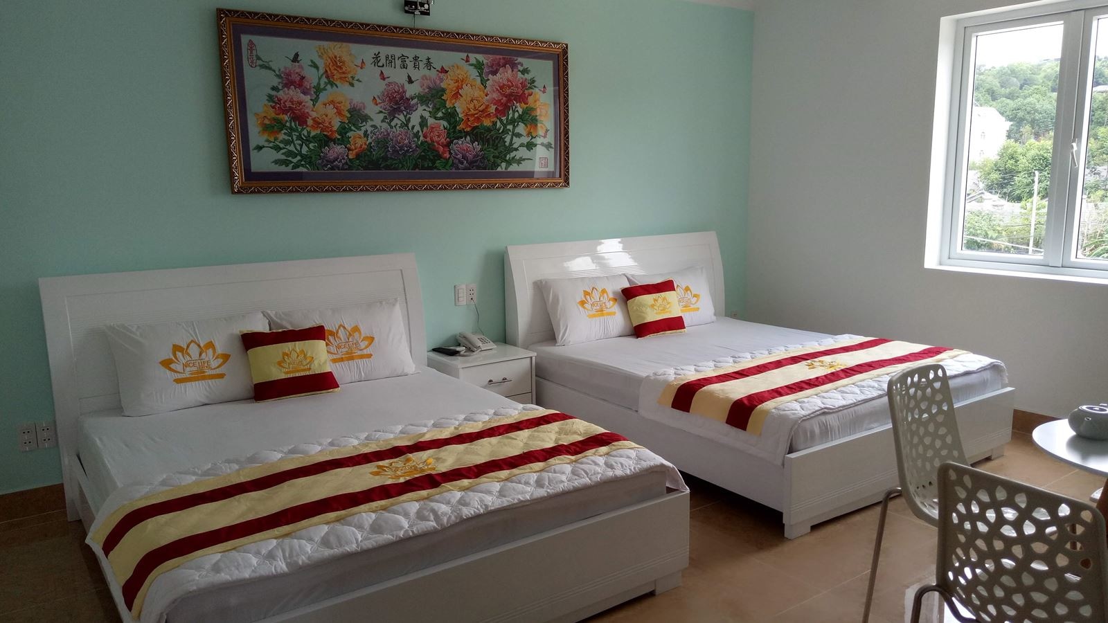 rooms-sup-family-gardensea-view