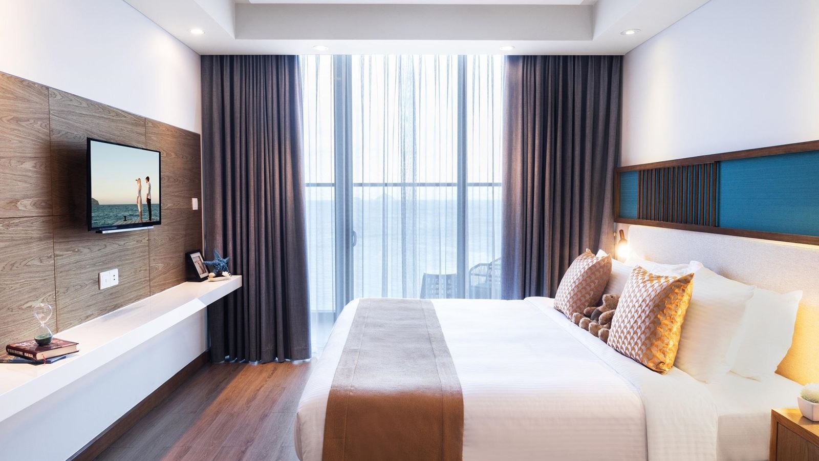 rooms-executive-double-ocean-view-with-balcony