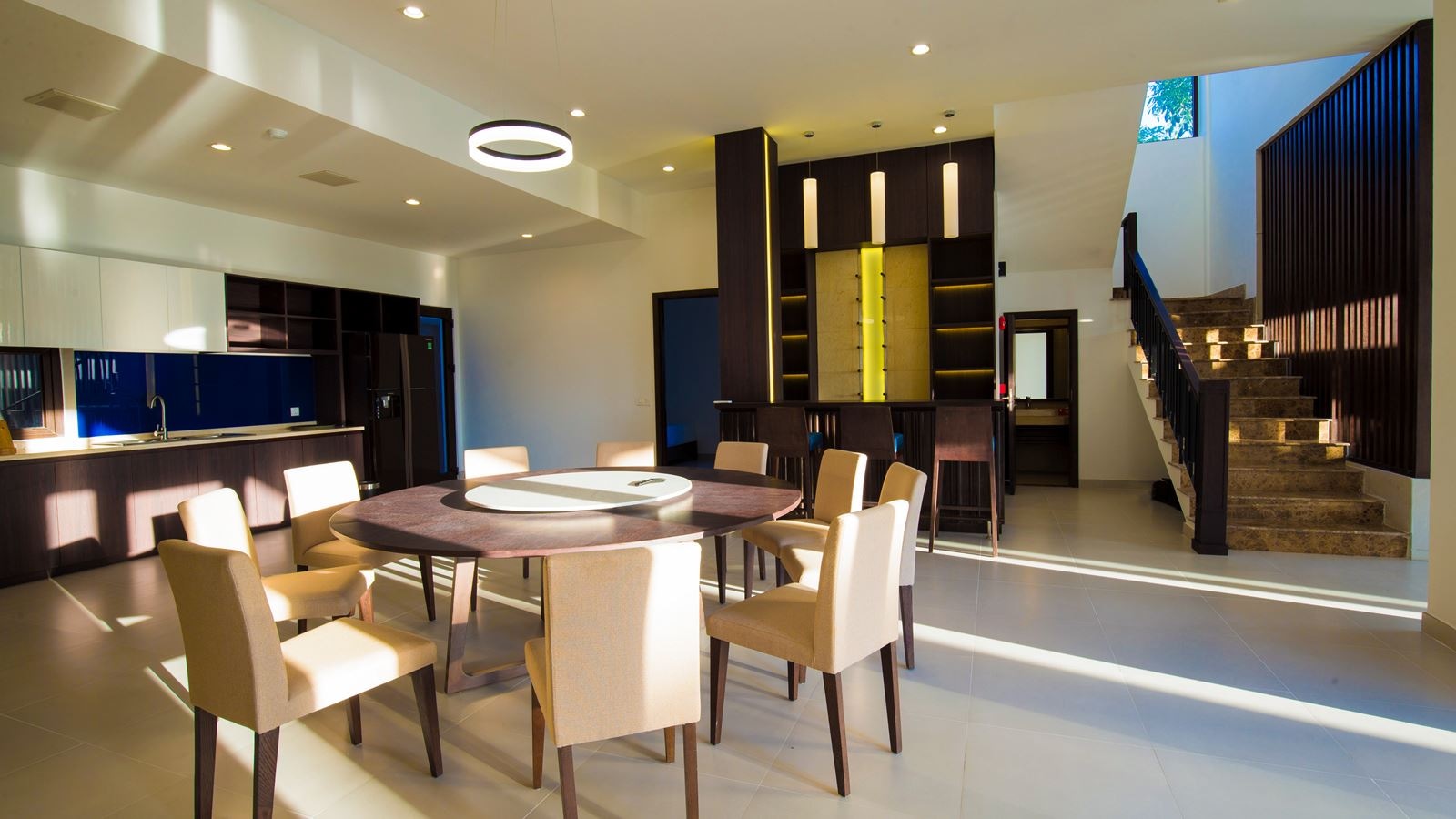 rooms-4-bedrooms-villa