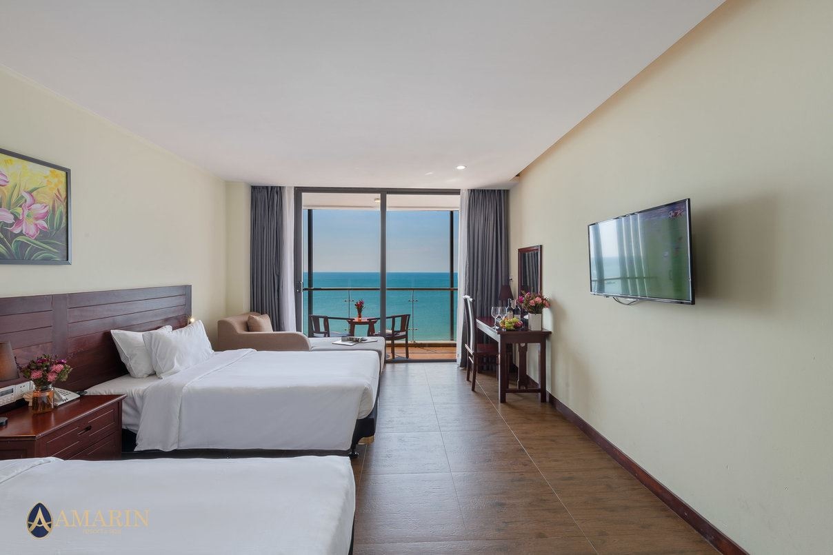 rooms-deluxe-ocean-view-balcony-child-without-extra-bed