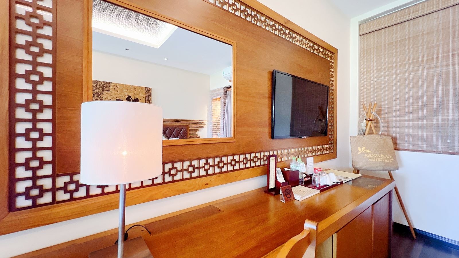 rooms-aroma-village-garden-view-with-balcony