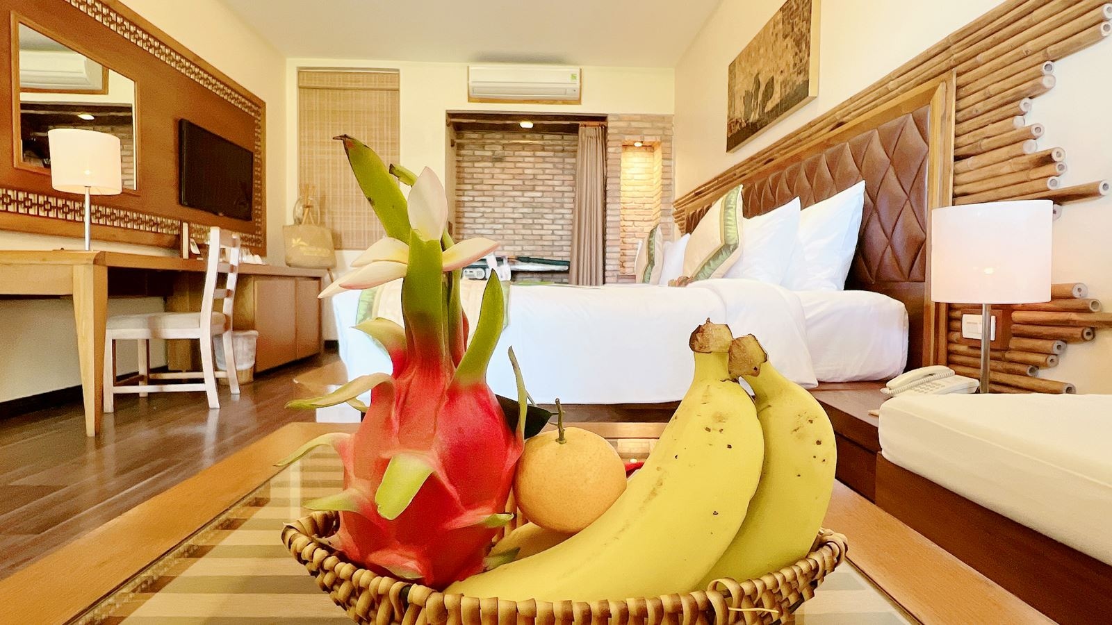 rooms-aroma-village-garden-view-with-balcony