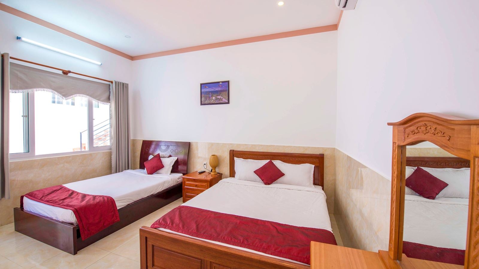 rooms-bungalow-triple-garden-view-with-balcony