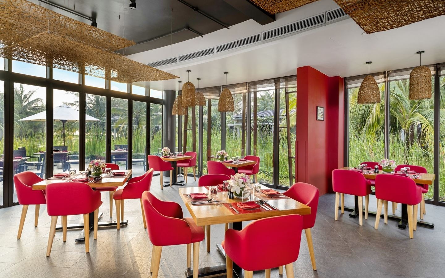 restaurants-phu-quoc-seafood-restaurant