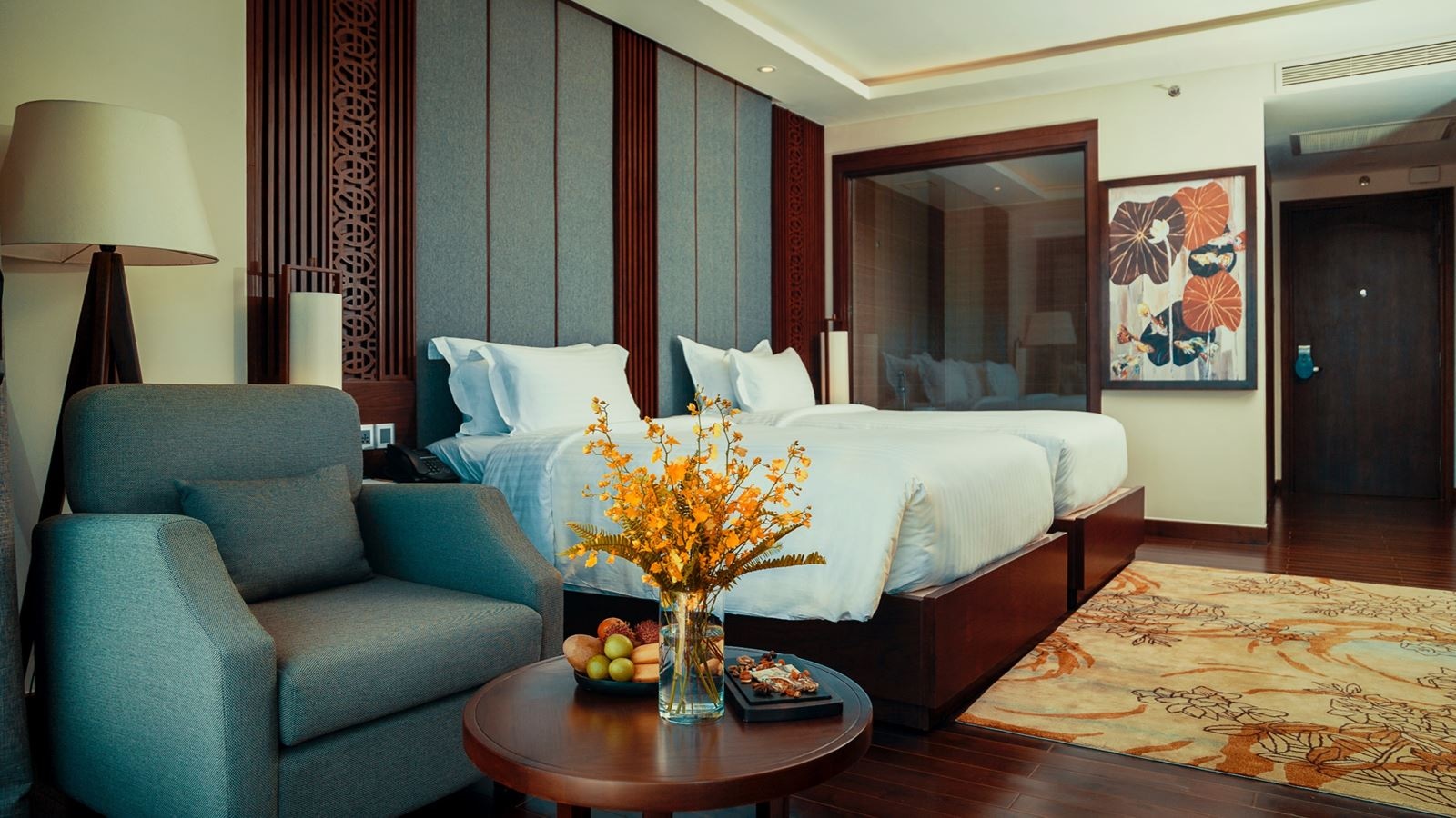 rooms-deluxe-sky-with-balcony