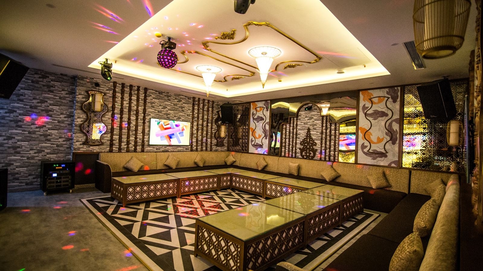 bars-jukebox-karaoke-bar