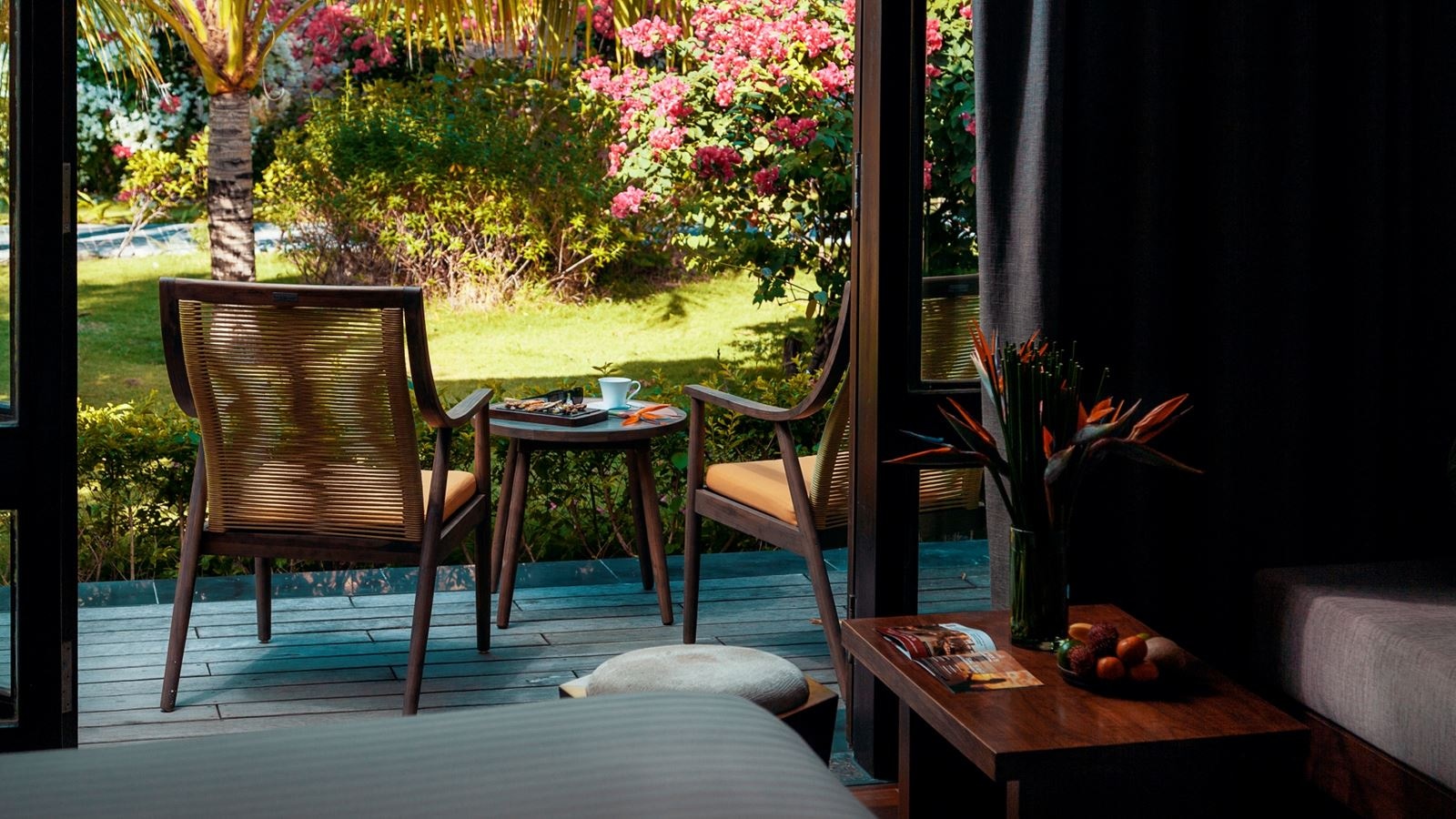 rooms-premium-with-balcony