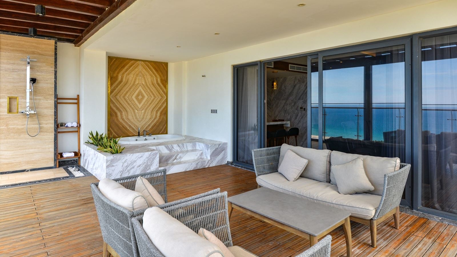 rooms-president-sky-suite-child-without-extra-bed