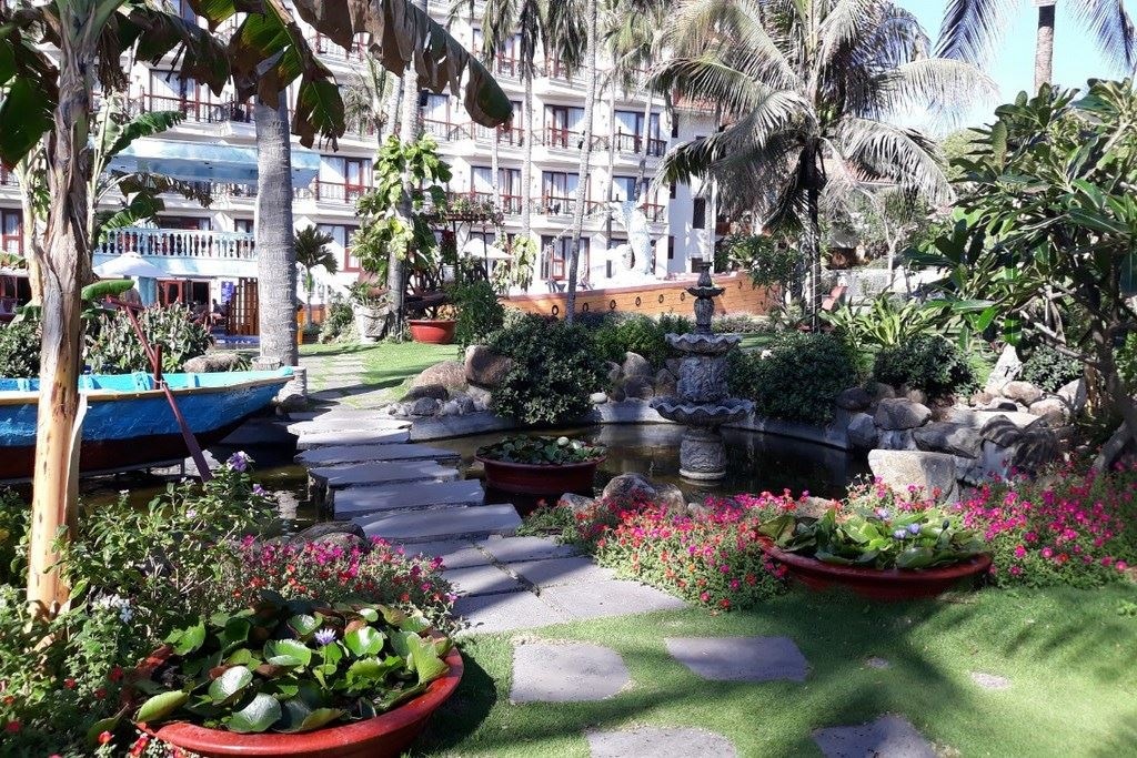 general-main-building