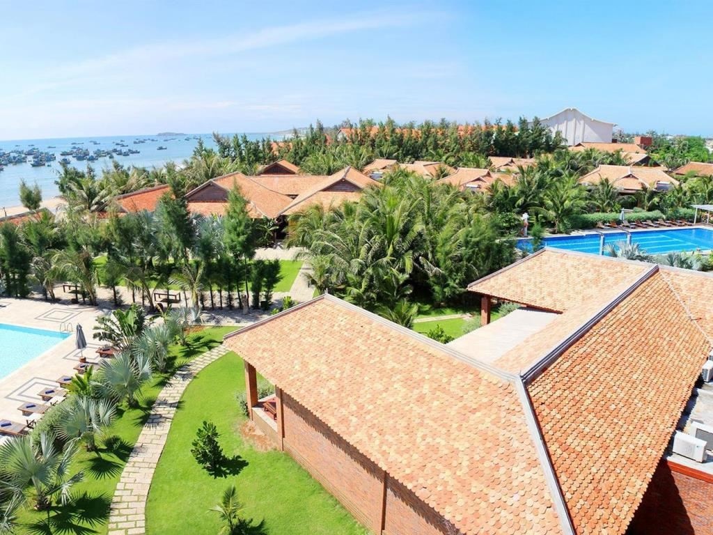 general-main-building