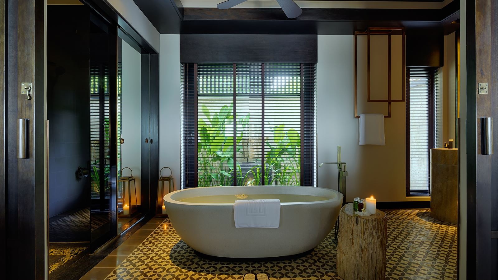 rooms-sunrise-ocean-villa-2-bedrooms