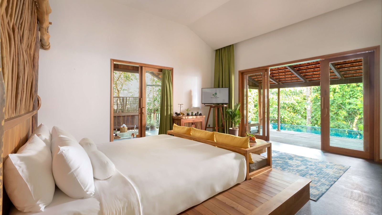 rooms-hillside-pool-villa