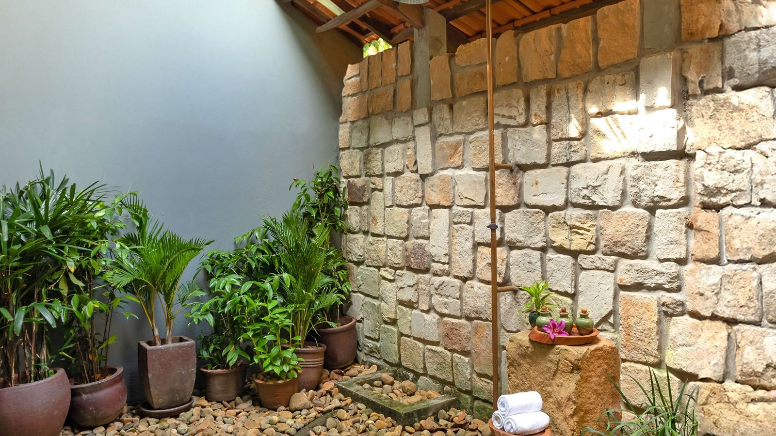 rooms-ocean-pool-villa