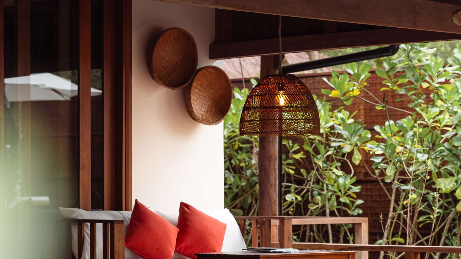 rooms-beachfront-pool-villa