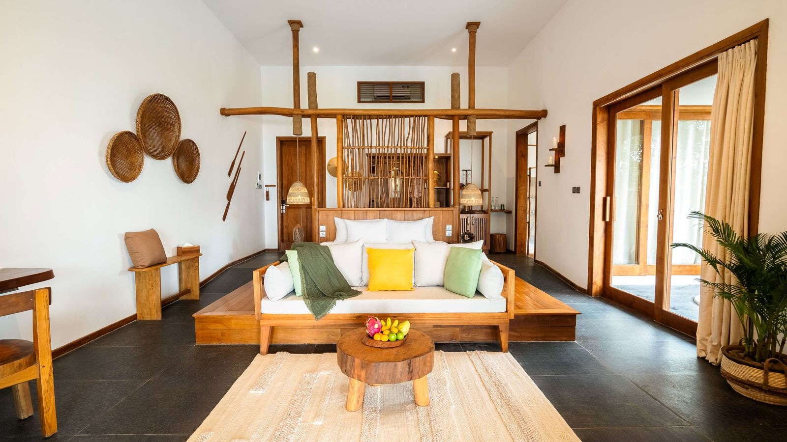 rooms-beachfront-pool-villa