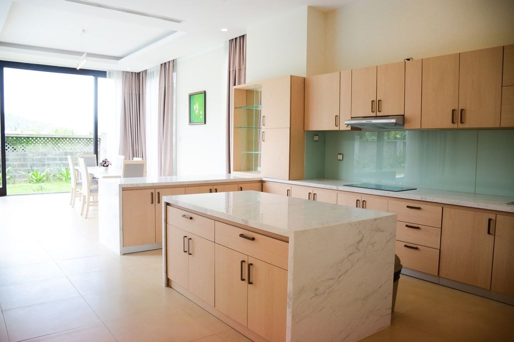 rooms-suite-room-with-pool-mountain-view