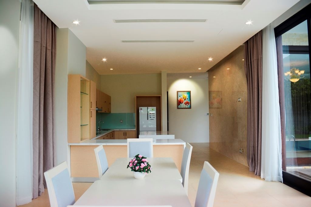 rooms-suite-room-with-pool-mountain-view