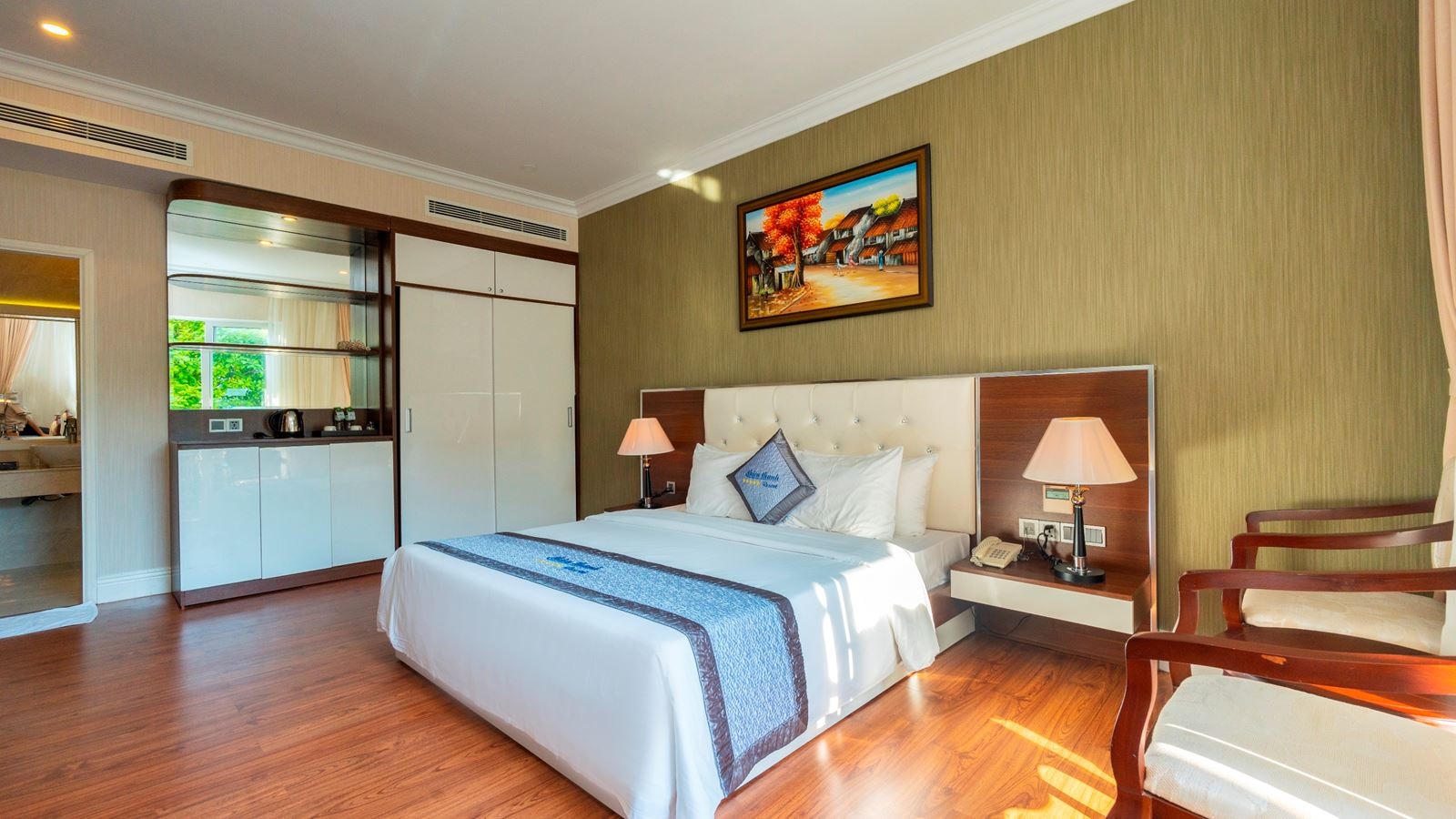 rooms-deluxe-garden-view-with-balcony-annex-building