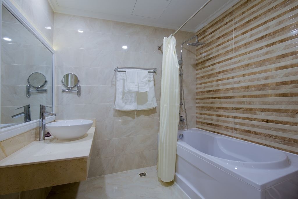 rooms-deluxe-garden-view-with-window-annex-building