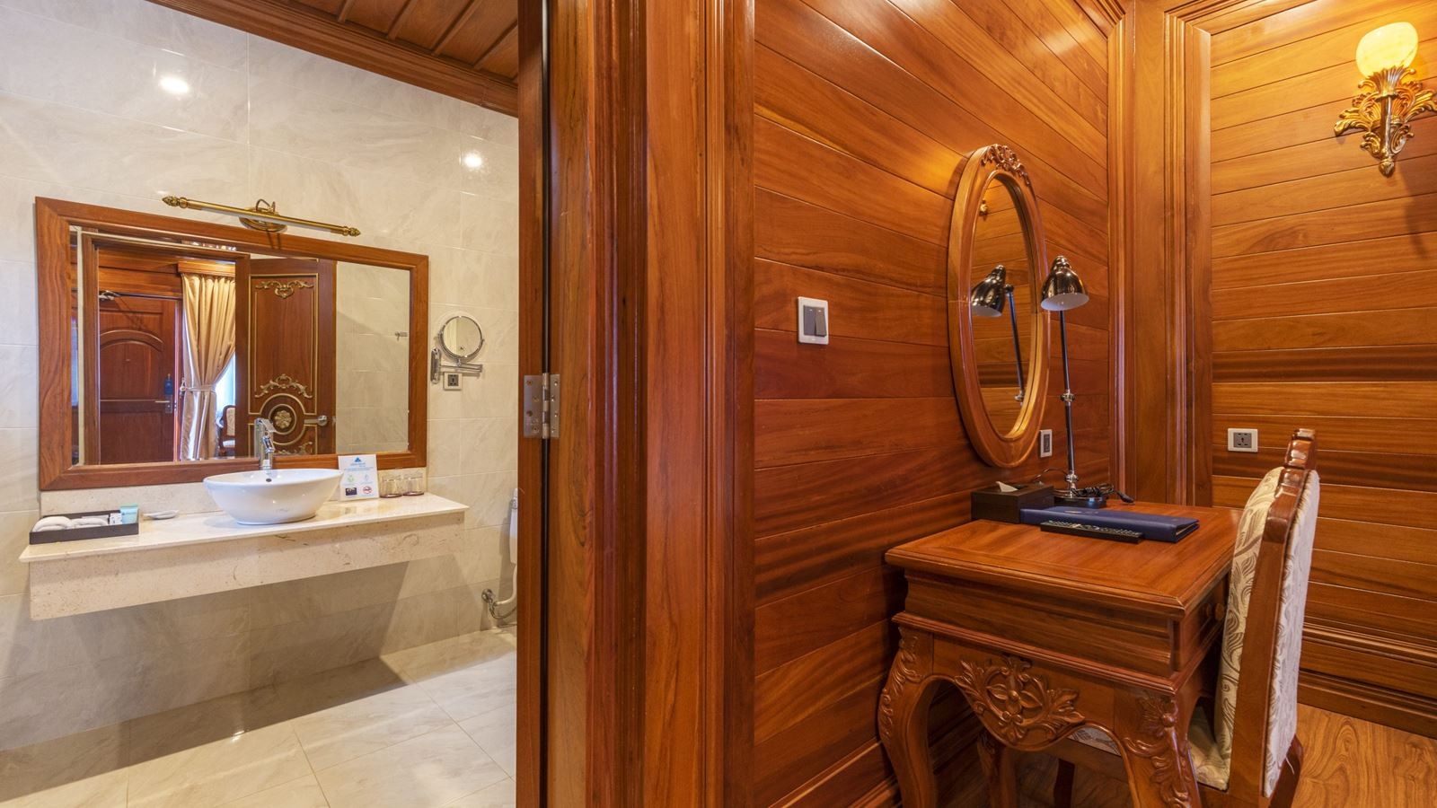 rooms-luxury-bungalow-with-terrace