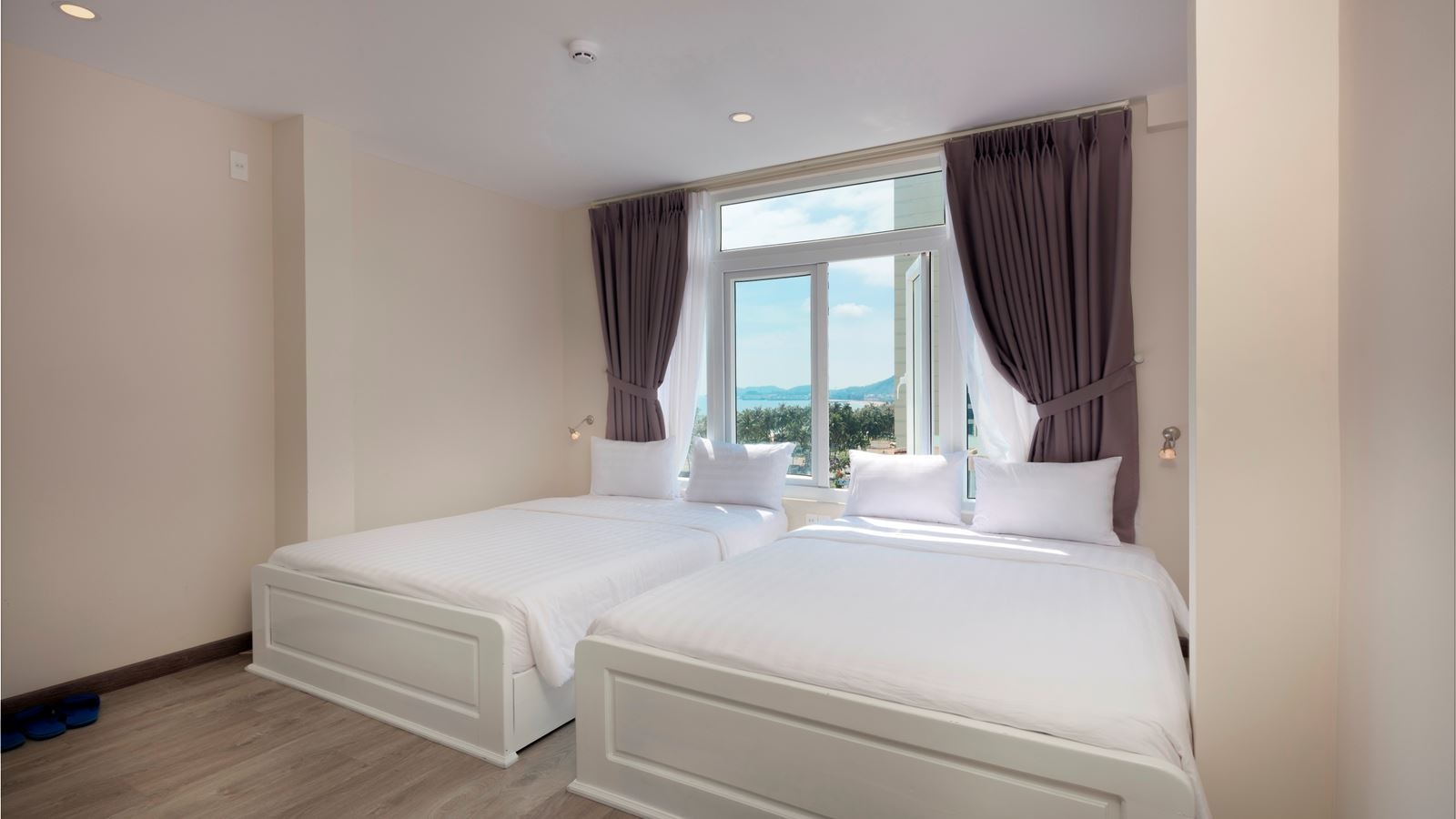 rooms-deluxe-with-2-queen-beds