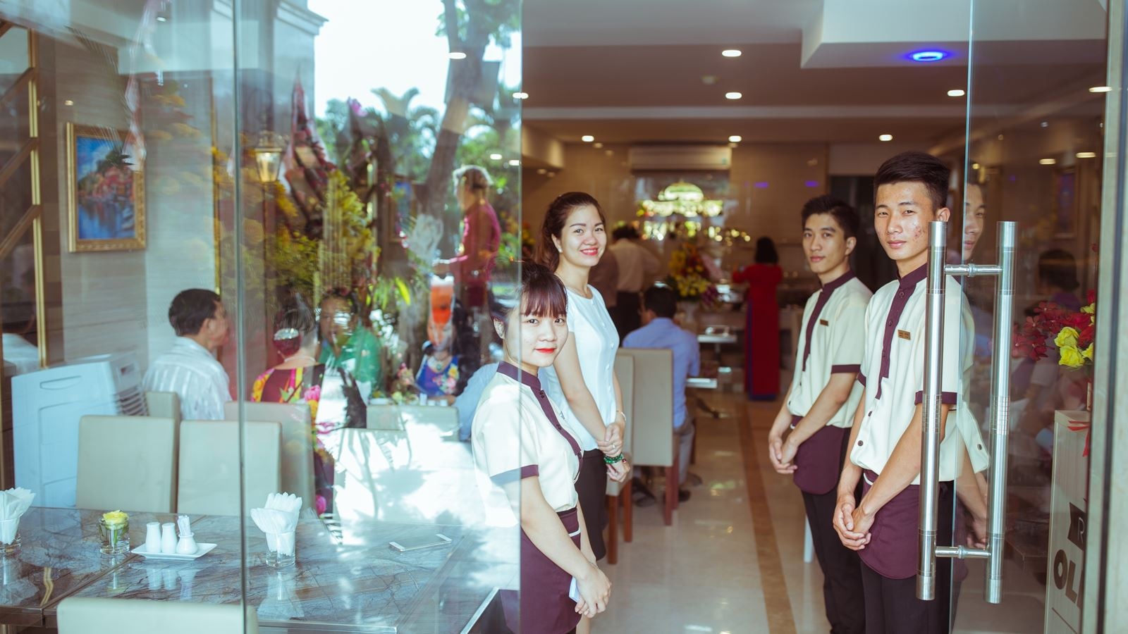 restaurants-oliver-restaurant