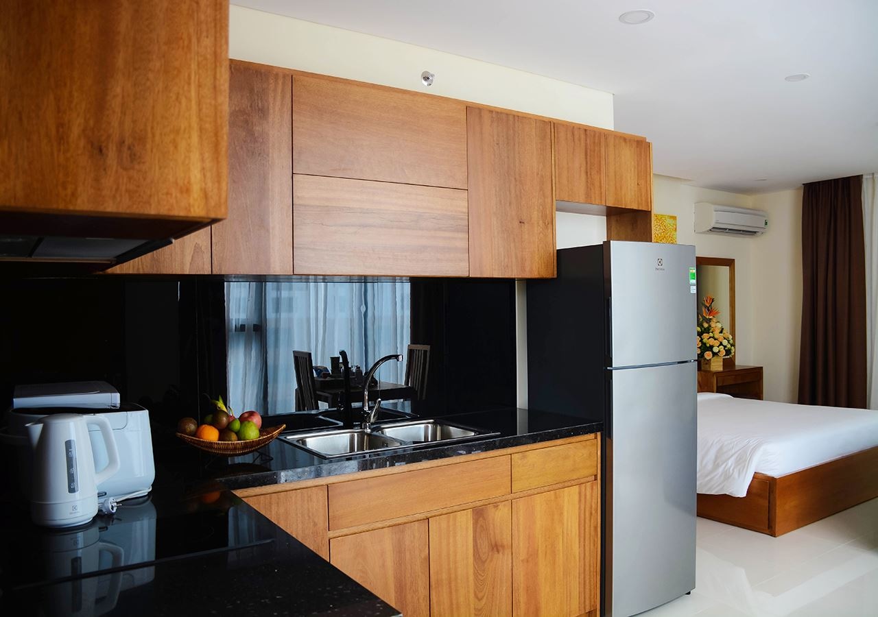 rooms-studio-city-view